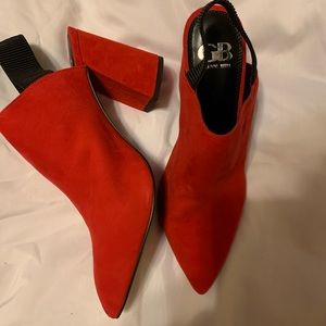 Red shoes